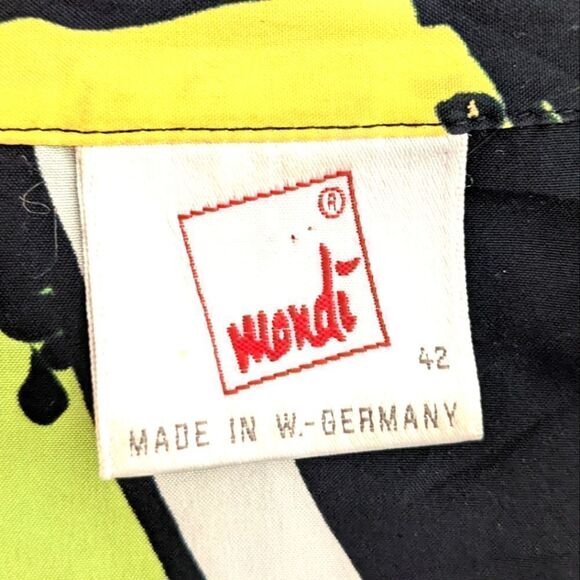 5$ Item! Vintage 70s Mondi Graphic Music Pattern Button Down Shirt - Picture 3 of 6